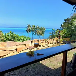 Fare Ohiti, Face Au Spot De Surf De Holiday home